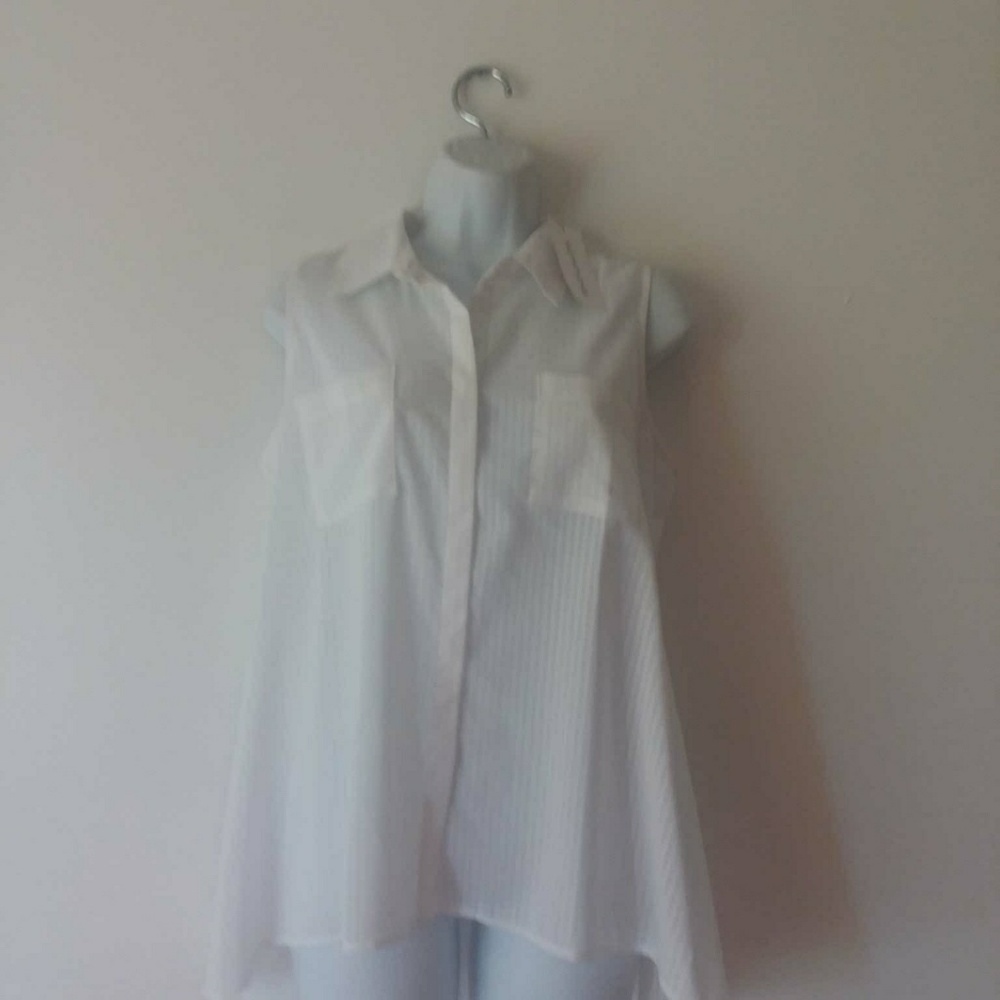Women's sleeveless white blouse